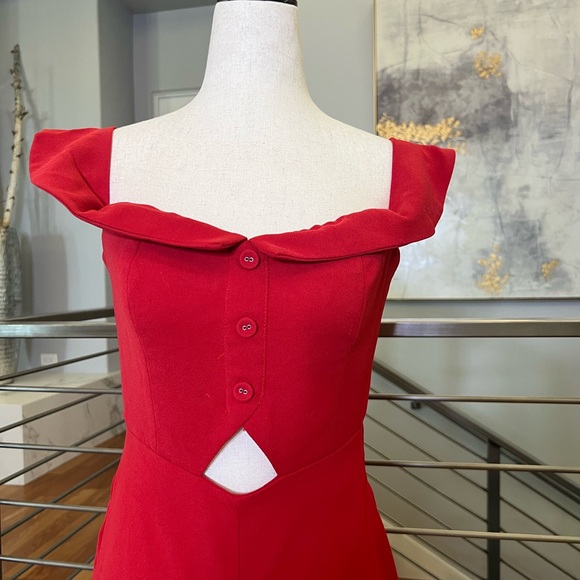 L’Academie Leah Jumpsuit in Red - Picture 2 of 11